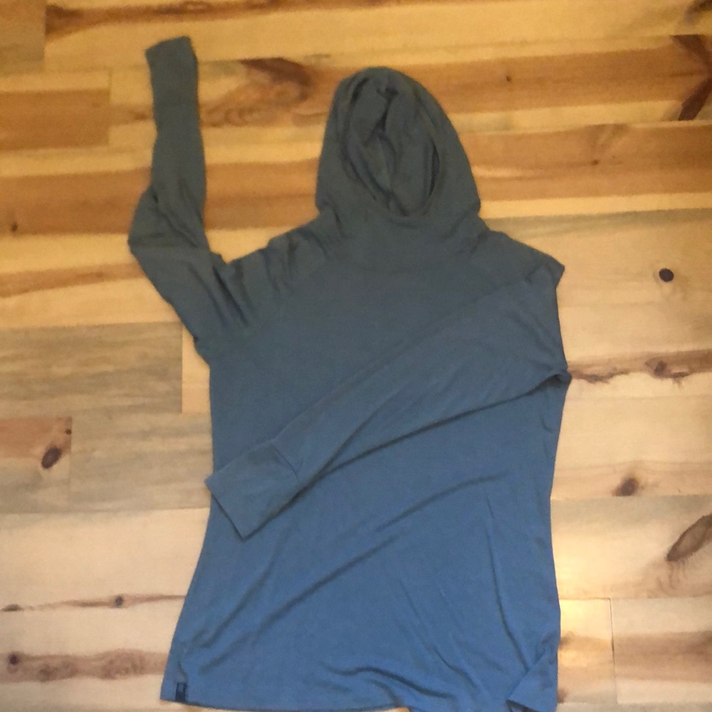 Free Fly women’s bamboo shade hoodie